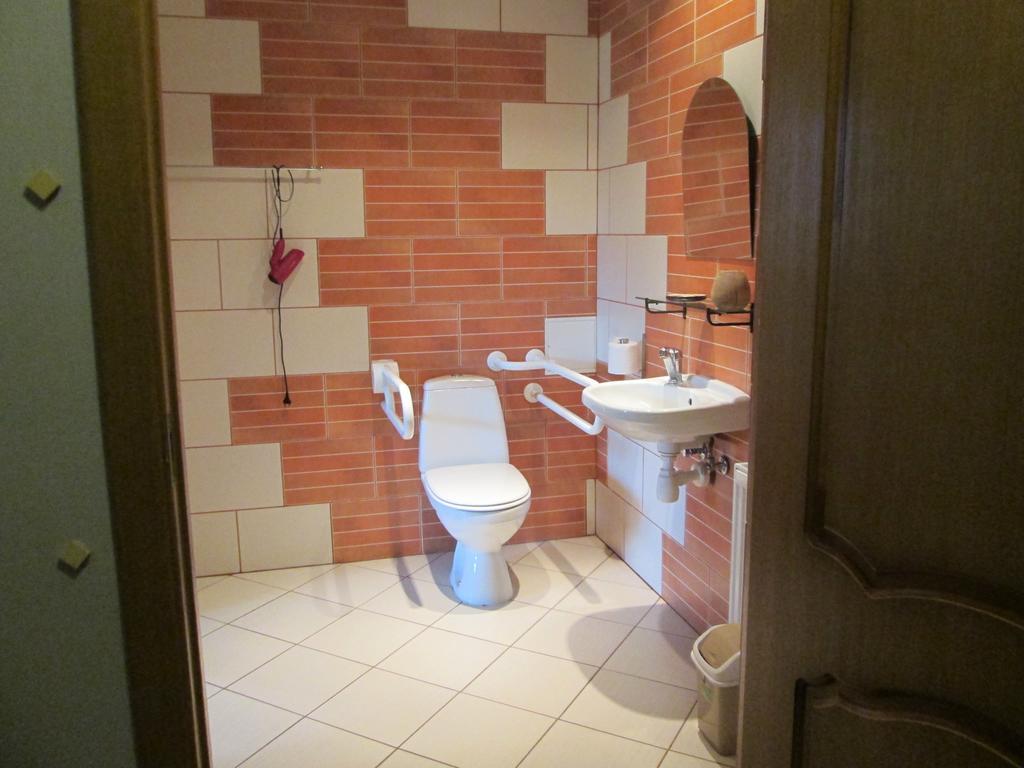 ホテル Arkhouse ツェーシス 部屋 写真